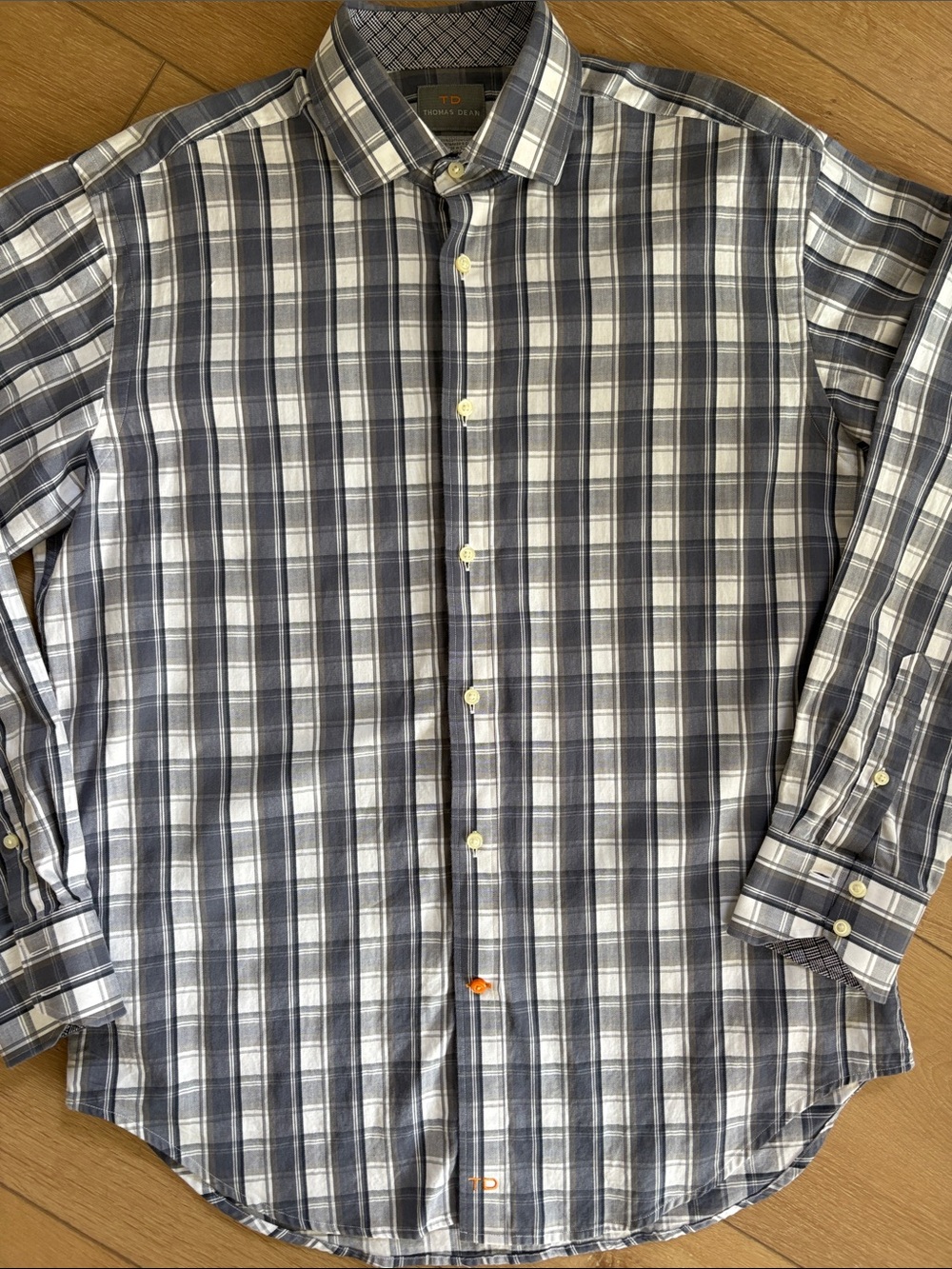 Thomas Dean Men's Blue and White Plaid Button-Down Shirt